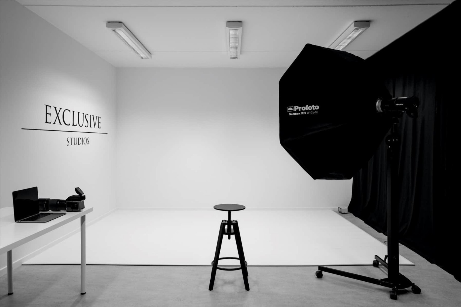 Hire the Best Portrait Photographer in Brussels: Timeless Images, Authentic Moments